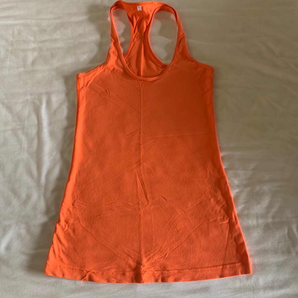 Lululemon tank